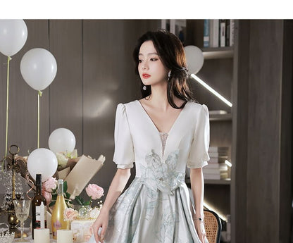 Short-Sleeve V-Neck Floral Applique A-Line Evening Gown