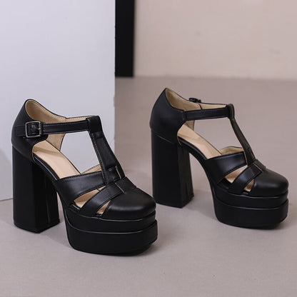 Chunky Heel Plain Buckled Faux Leather Sandals