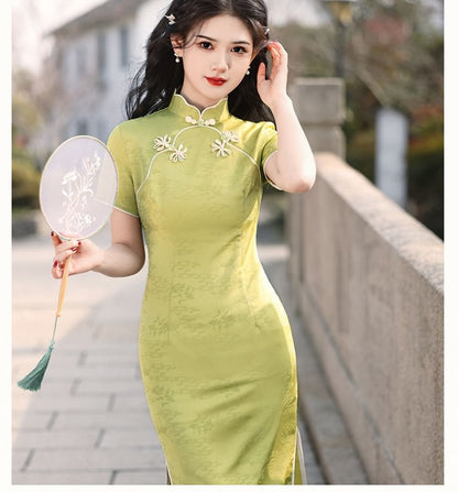 Short-Sleeve Frog Buttoned Midi Qipao Dress