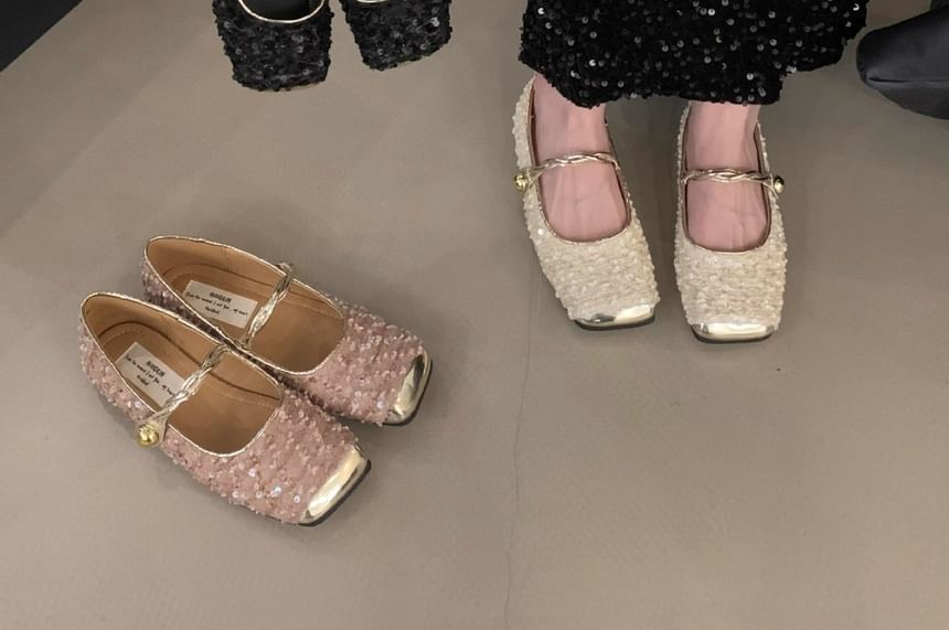 Mary-Jane-Schuhe mit Pailletten und eckiger Zehenpartie