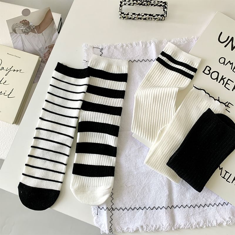 Striped Socks / Plain Socks / Contrast Trim Socks