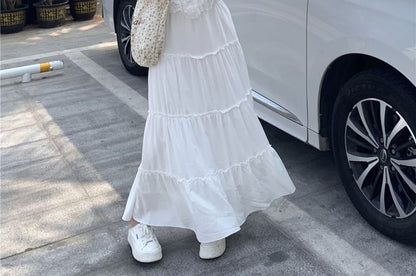 High Rise Plain Maxi A-Line Skirt / Lace Trim Tank Top