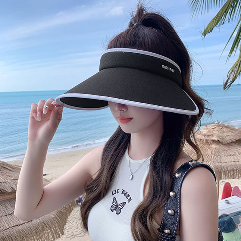 Trim Contrast Sun Visor