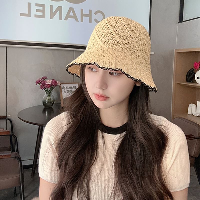 Contrast Trim Woven Bucket Hat