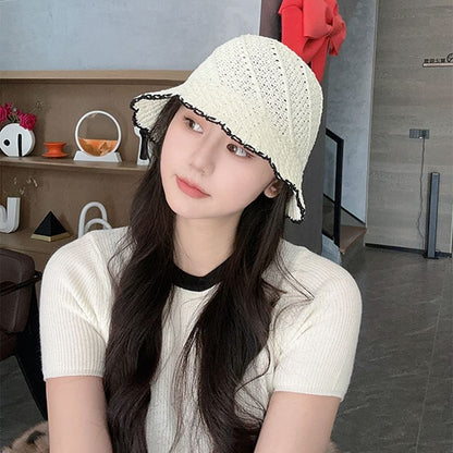 Contrast Trim Woven Bucket Hat