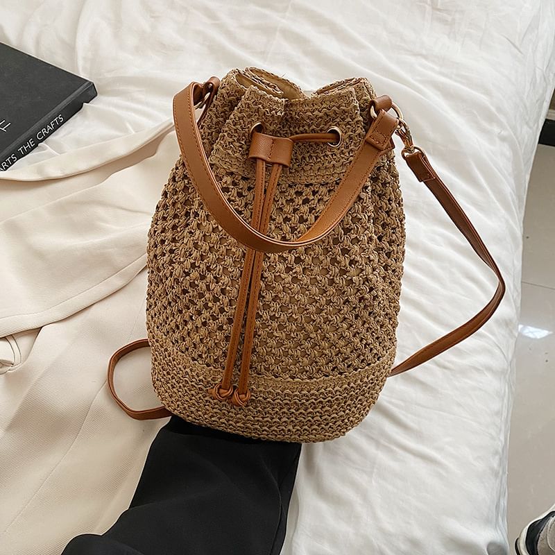 Straw Bucket Bag