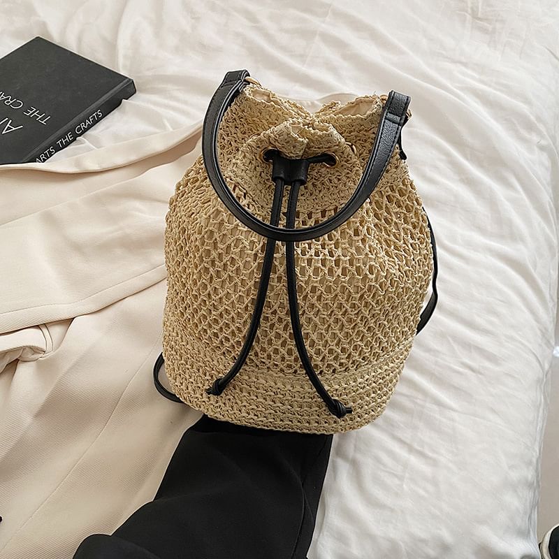 Straw Bucket Bag