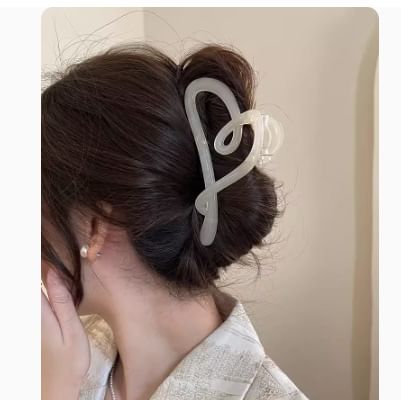 Heart Acrylic Hair Clamp