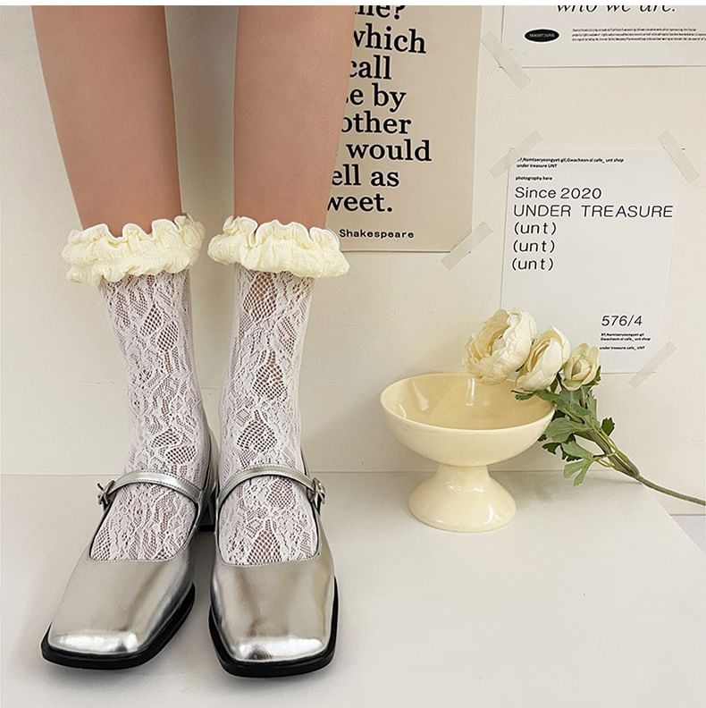 Frill Trim Lace Socks