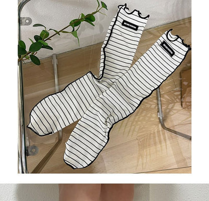 Striped Applique Lettuce Edge Socks