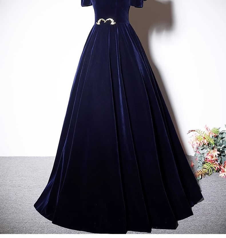 Puff-Sleeve Square-Neck A-Line Velvet Evening Gown