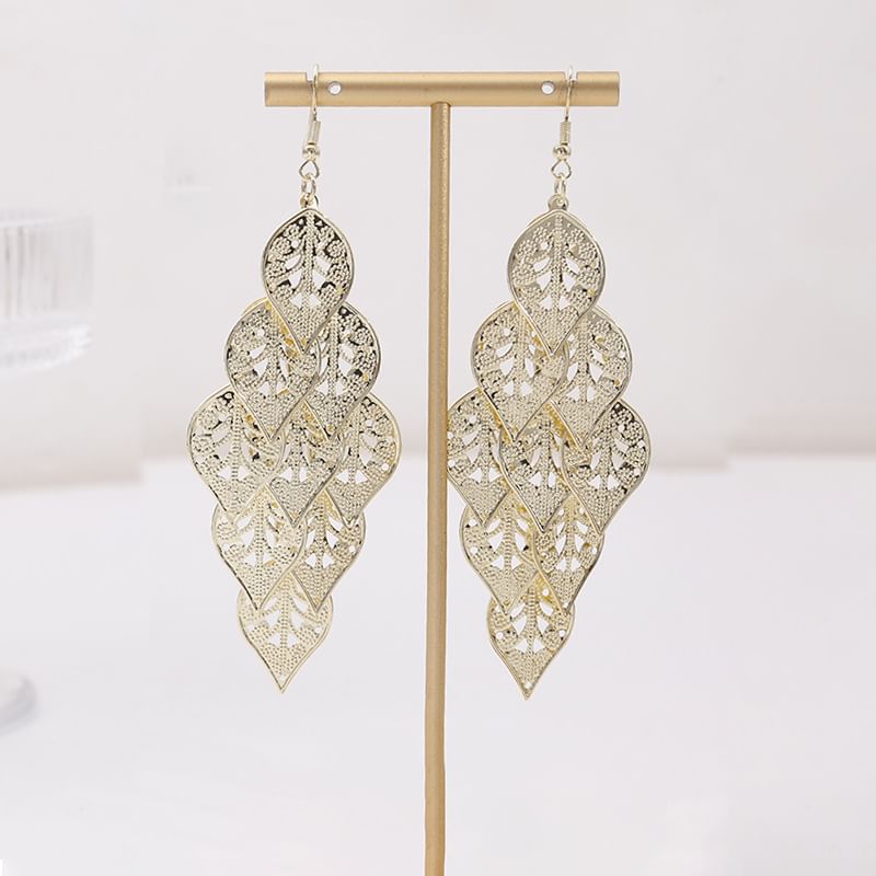 Metal Dangle Earring