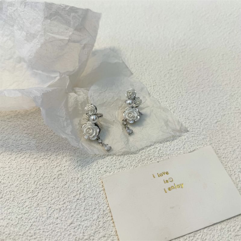 Floral Faux Pearl Alloy Ear Cuff