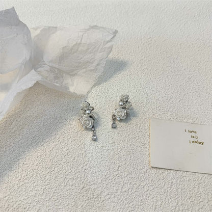 Floral Faux Pearl Alloy Ear Cuff