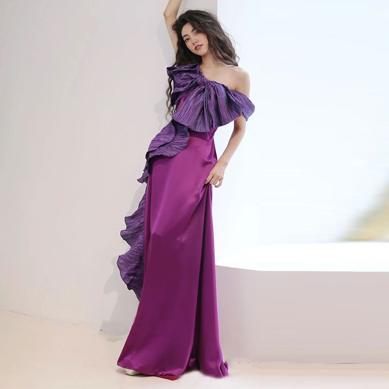 Spaghetti Strap One-Shoulder Two Tone Bow Accent Ruffle Trim A-Line Satin Evening Gown