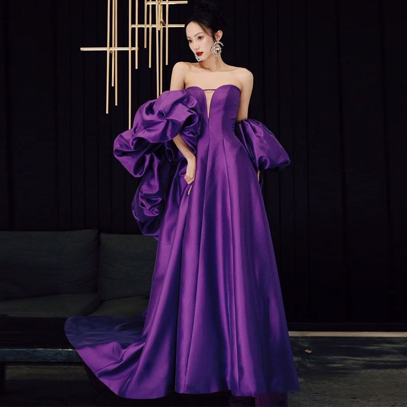 Set: Satin A-Line Ball Strapless + Gown Plain Trained Shawl Sweetheart Neckline