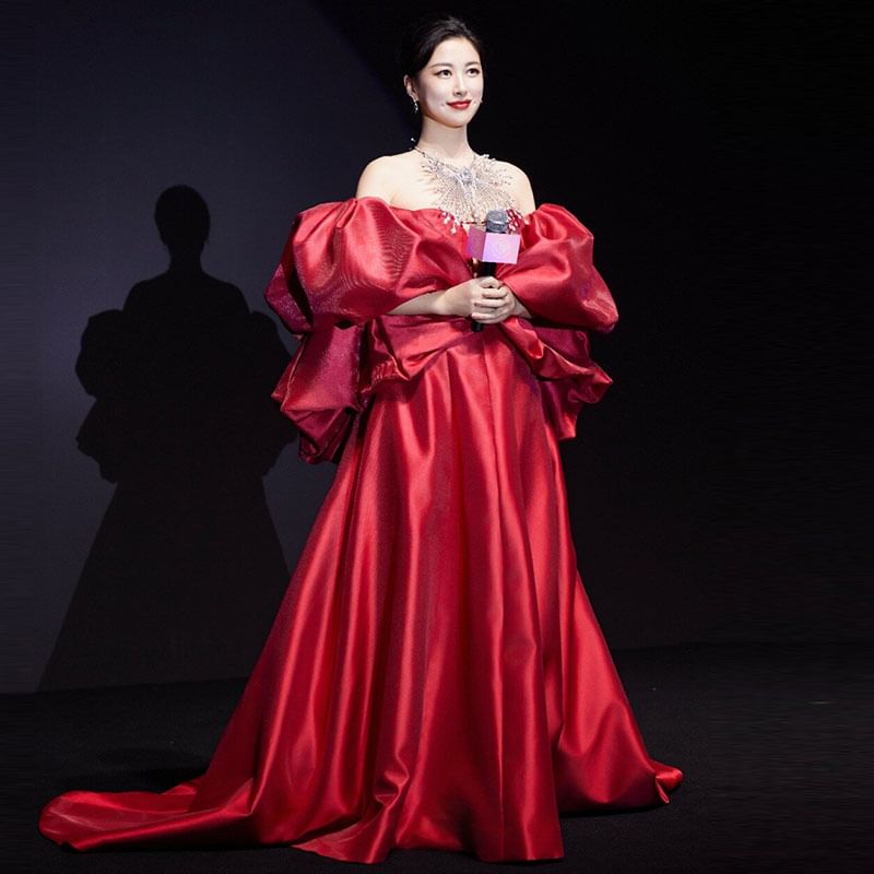 Set: Satin A-Line Ball Strapless + Gown Plain Trained Shawl Sweetheart Neckline