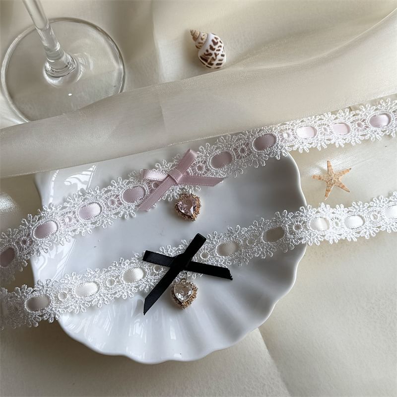 Rhinestone Lace Choker