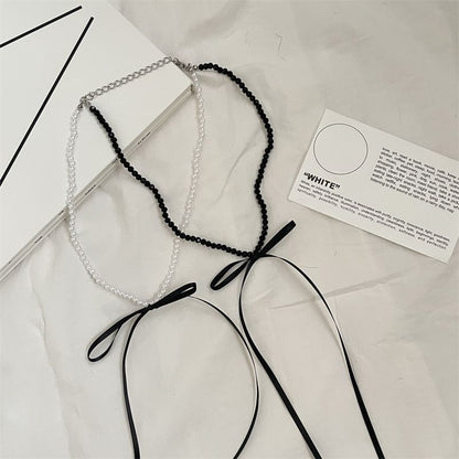 Faux Pearl Bow Necklace