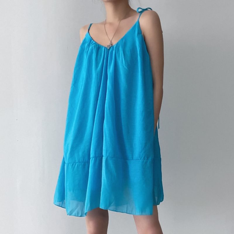 Thin Strap Open Back Shift Sundress
