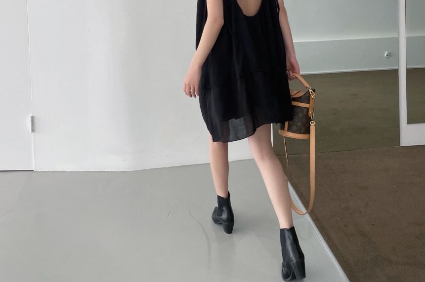 Thin Strap Open Back Shift Sundress