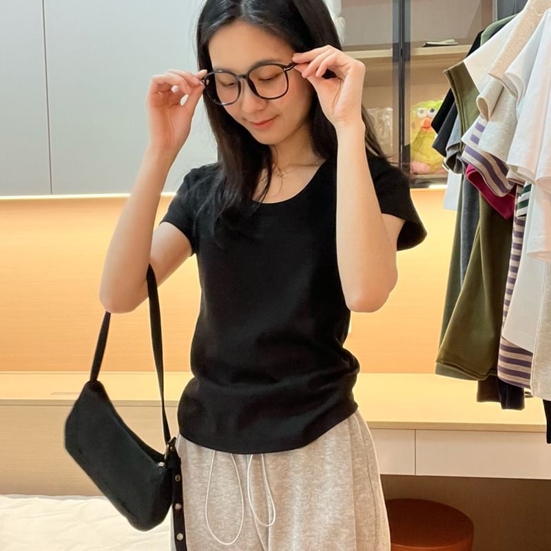 Short-Sleeve Plain Tee