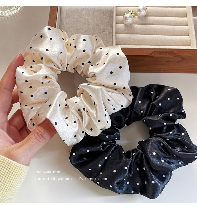 Polka Dot Fabric Scrunchie