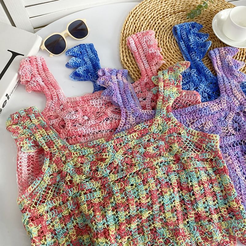 Haut court sans manches en crochet