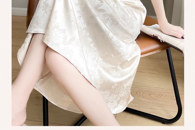 Thin Strap V-Neck Satin Midi A-Line Dress