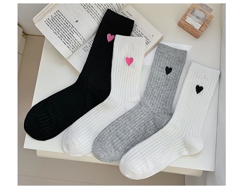 Heart Embroidered Socks Set