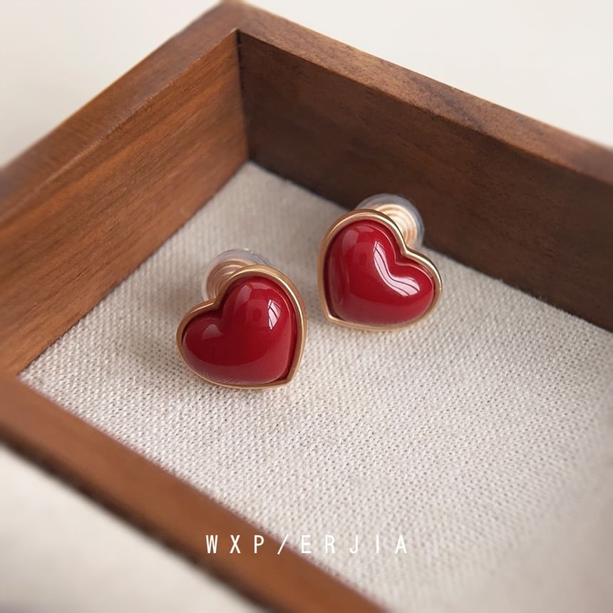 Heart Alloy Ear Cuff