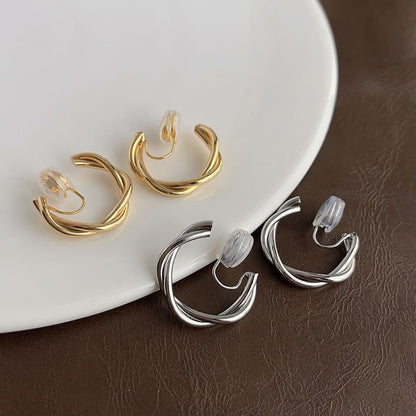 Twisted Alloy Ear Cuff