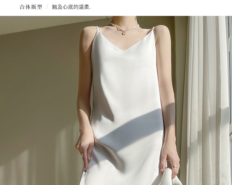 Thin Strap V-Neck Simple Maxi A-Line Dress