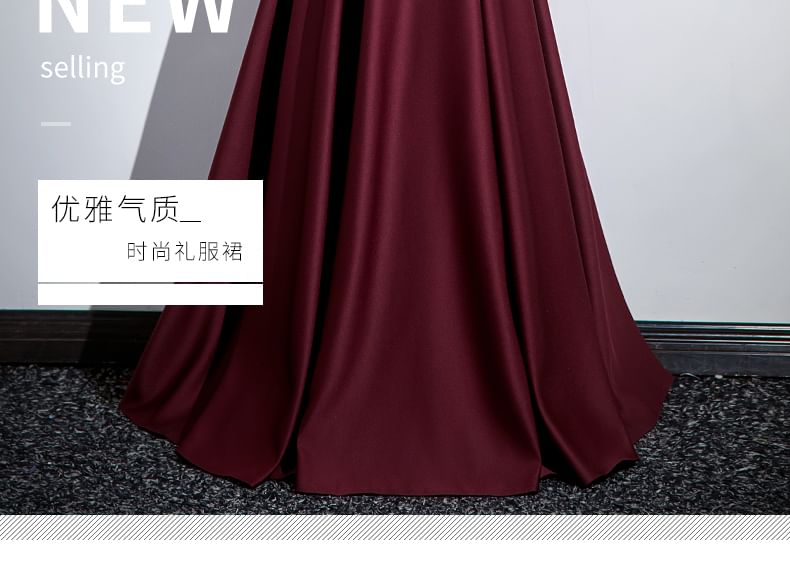 Evening Off-Shoulder Gown Puff-Sleeve Plain