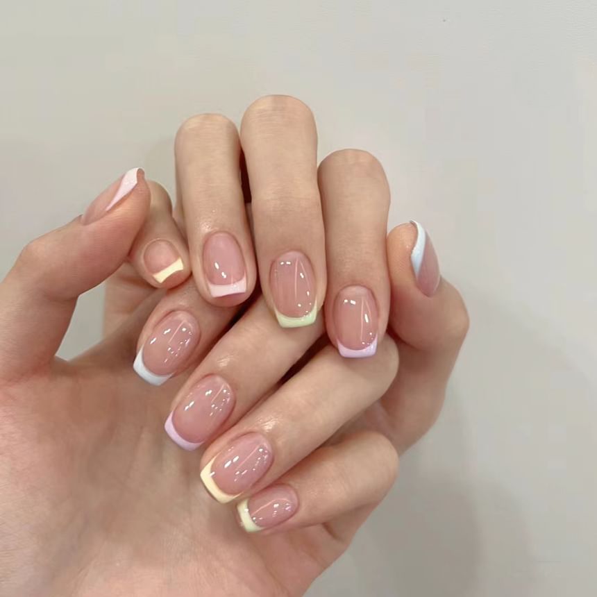 Contrast Trim Press On Nail