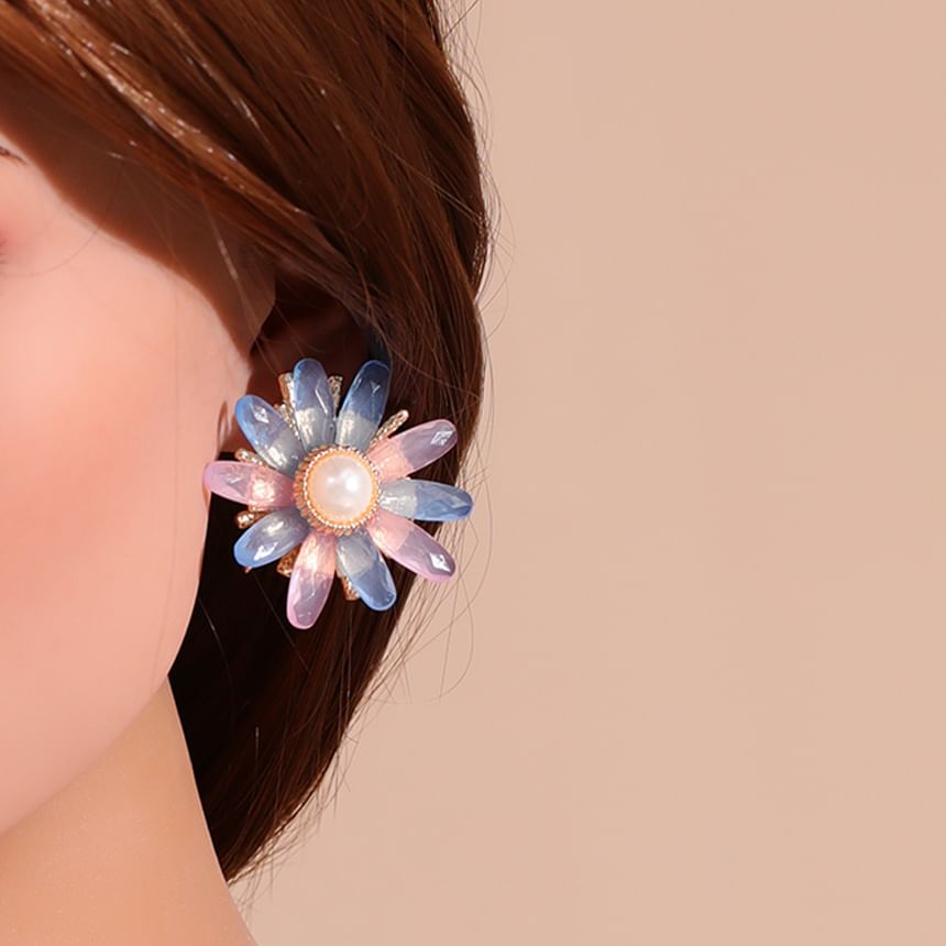 Floral Faux Pearl Acrylic Stud Earring