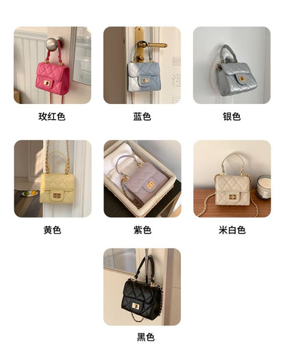 Strap Quilted Flap Chain Crossbody Bag