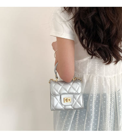 Strap Quilted Flap Chain Crossbody Bag