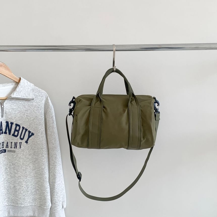 Plain Nylon Barrel Bag