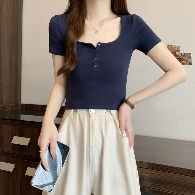 Short-Sleeve Henley Plain Tee