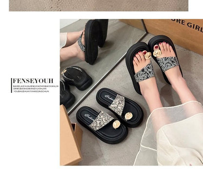 Platform Floral Print Metal Accent Toe Loop Slide Sandals