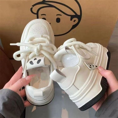 Plateau-Sneakers mit Kontrastbesatz