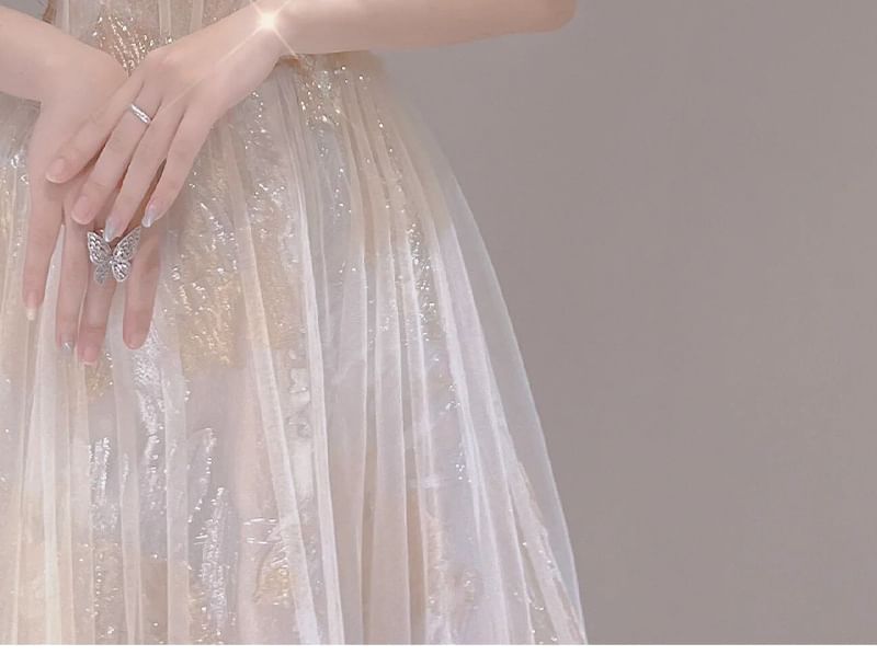 Cold-Shoulder Puff-Sleeve A-Line Lace Evening Gown