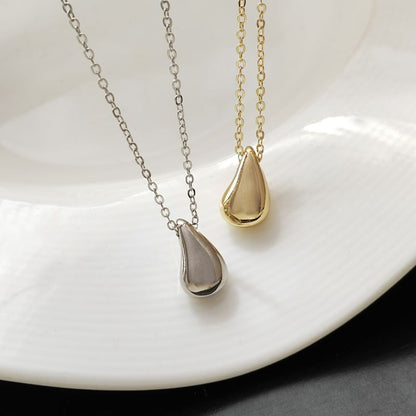 Waterdrop Pendant Necklace