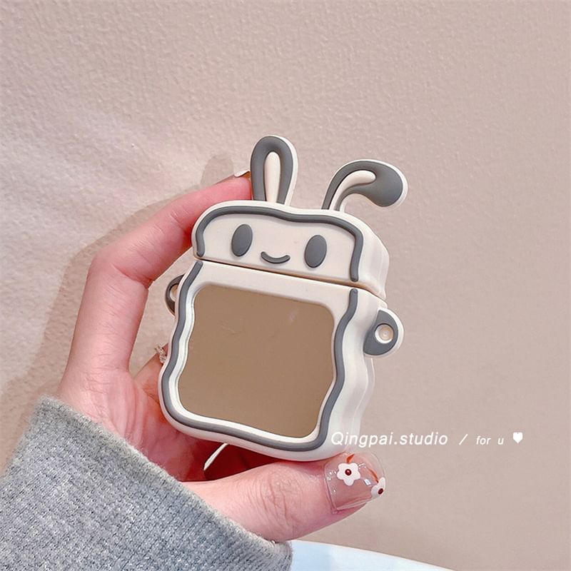 Rabbit AirPods / Pro Earphone Case Skin