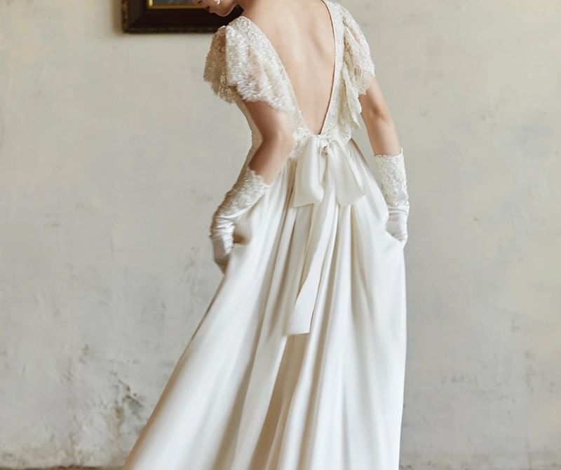 Square Neck Plain Lace Wedding Gown