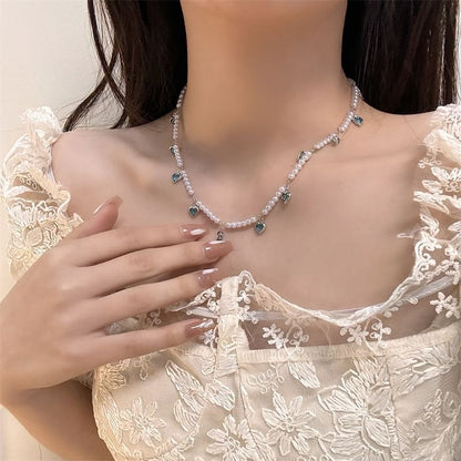 Heart Fringed Faux Pearl Choker