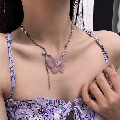 Floral Resin Pendant Alloy Choker
