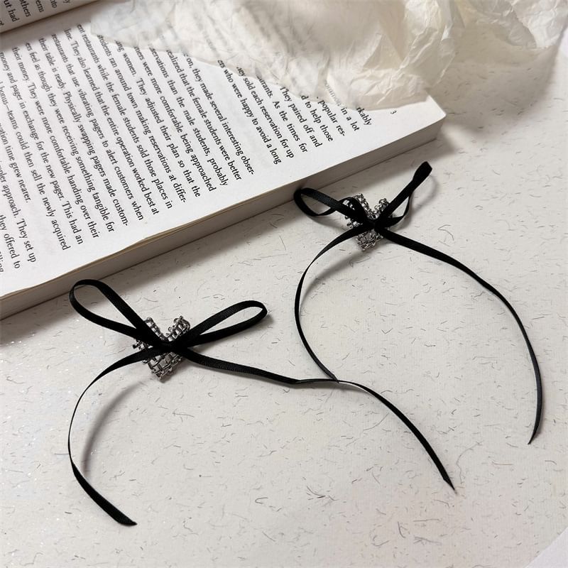Ribbon Heart Alloy Stud Earring