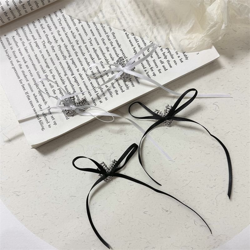 Ribbon Heart Alloy Stud Earring